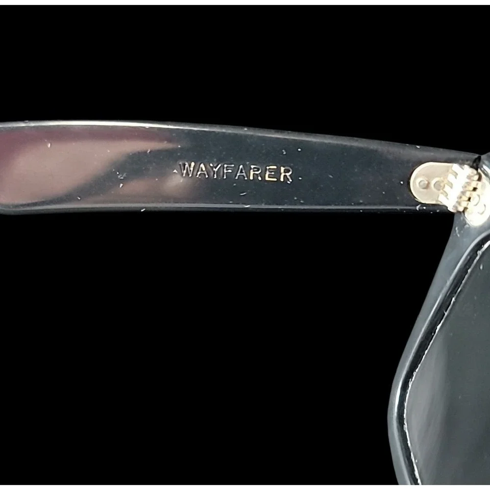 Vintage Ray Ban Wayfarer B & L 5022 Black W/ Case L2008 UYAS Risky Business
